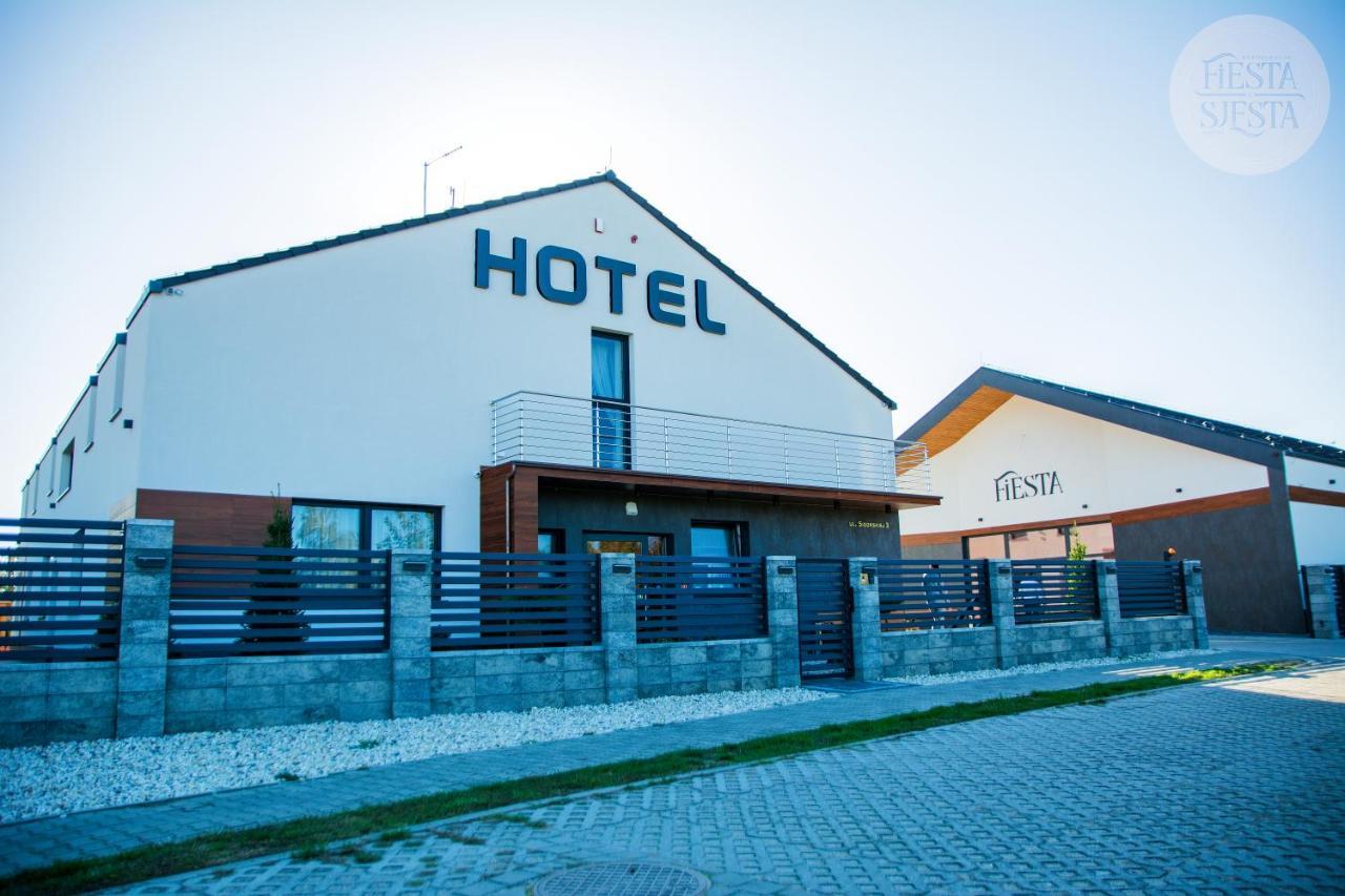 Hotel Sjesta Nowa Sol Ngoại thất bức ảnh