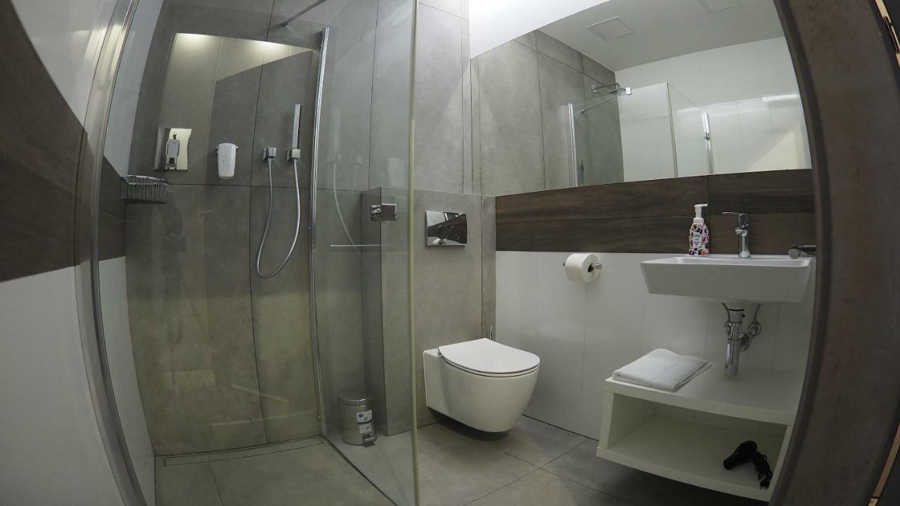 Hotel Sjesta Nowa Sol Ngoại thất bức ảnh