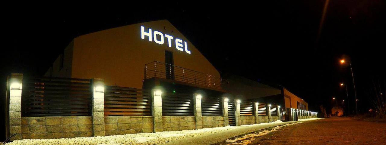 Hotel Sjesta Nowa Sol Ngoại thất bức ảnh