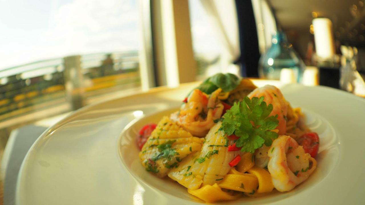 Hotel Sjesta Nowa Sol Ngoại thất bức ảnh