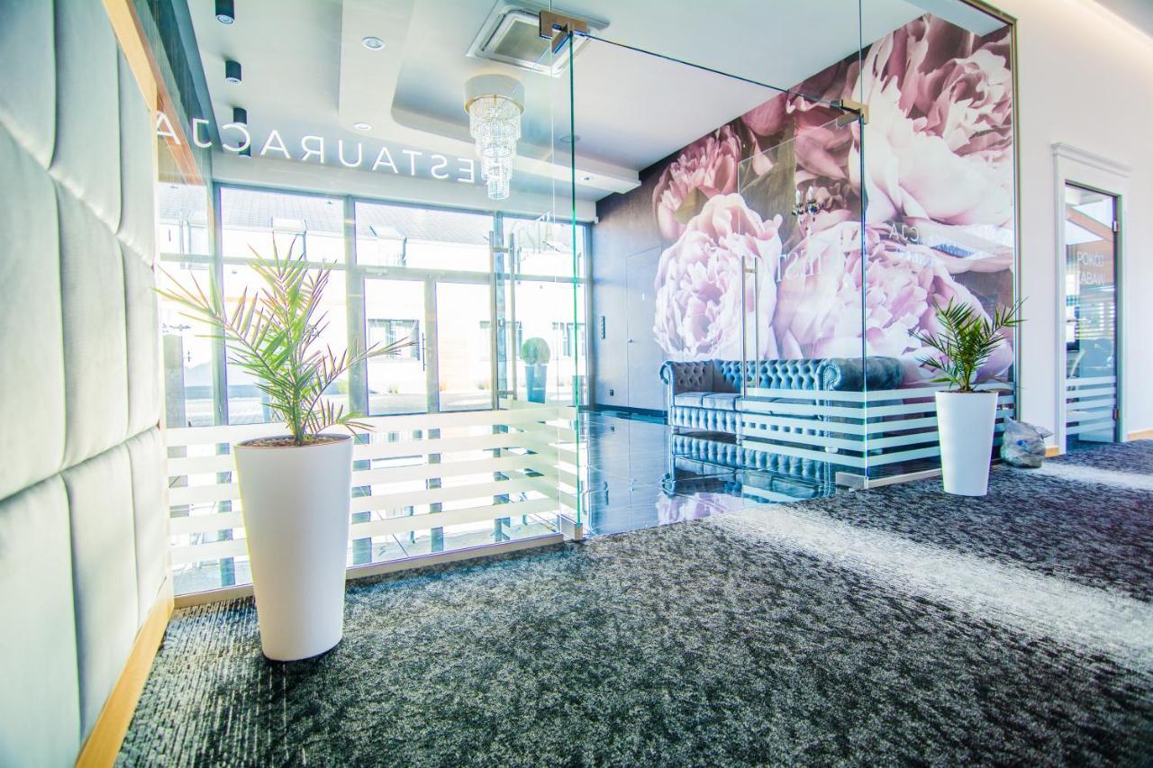 Hotel Sjesta Nowa Sol Ngoại thất bức ảnh